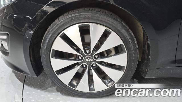 2012 Kia K5 2.0 Turbo-GDI Noblesse, photograph 12