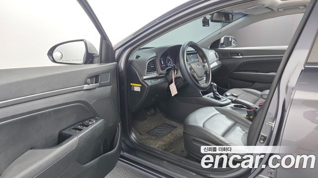 2016 Hyundai AVANTE 1.6 GDI Modern, photograph 7