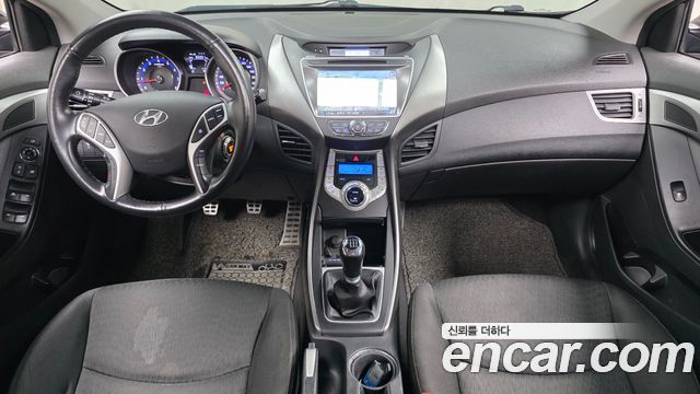 2010 Hyundai AVANTE M16 GDI Luxury, photograph 11