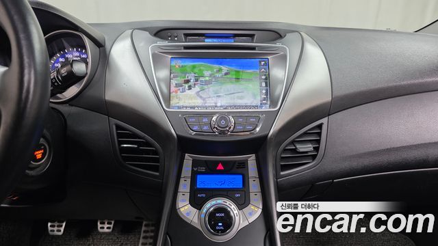 2010 Hyundai AVANTE M16 GDI Luxury, photograph 8