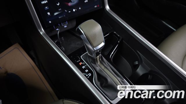 2023 KG_Mobility_Ssangyong Torres Gasoline 1.5 2WD, photograph 4