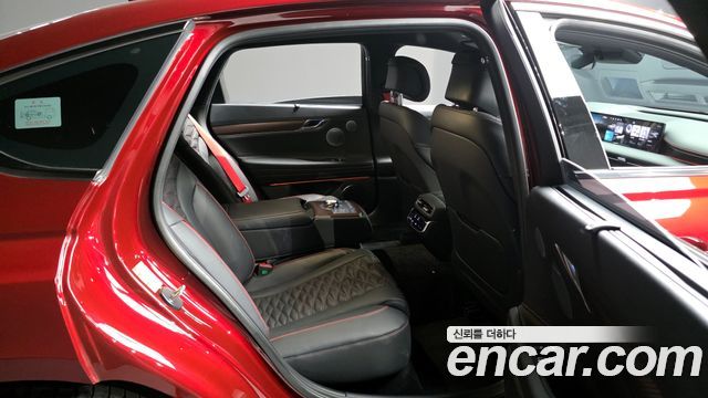 2025 Genesis G80 Gasoline 3.5 Turbo AWD, photograph 2