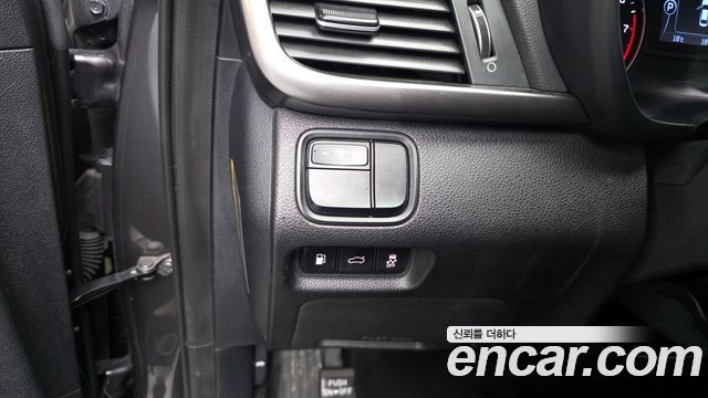 2015 Kia K5 LPI MX, photograph 12