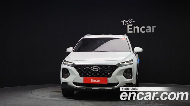 2020 Hyundai Santafe Diesel 2.0 2WD, photograph 3