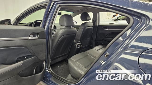 2015 Hyundai AVANTE 1.6 GDI Modern, photograph 4