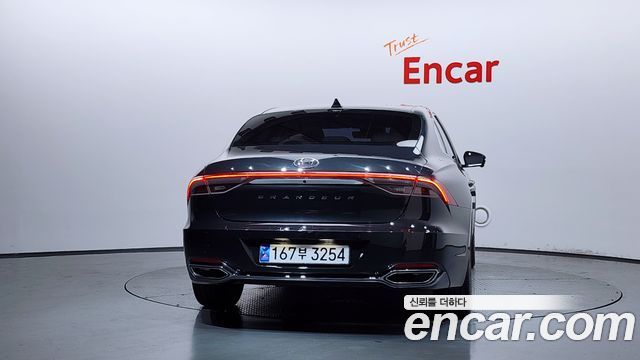 2021 Hyundai Grandeur 2.5, photograph 3