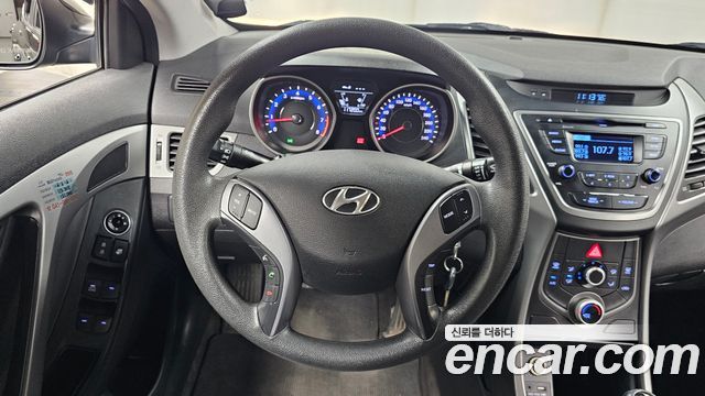 2014 Hyundai AVANTE 1.6 GDi Style, photograph 9