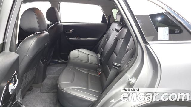 2021 Kia Niro Prestige, photograph 4