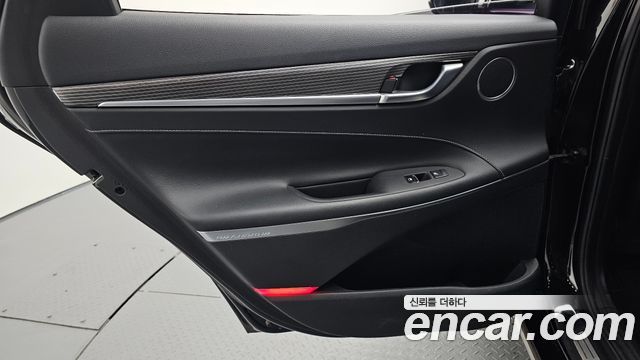 2018 Hyundai Grandeur 3.0 Premium, photograph 10