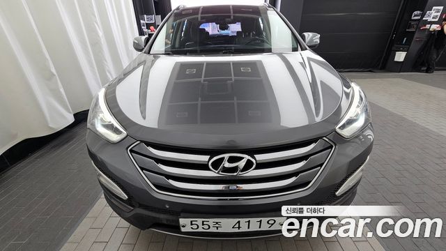2013 Hyundai Santafe Diesel(e-VGT) 2.0 4WD Premium, photograph 2