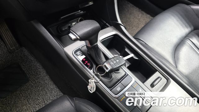 2017 Kia K5 2.0 MX, photograph 7