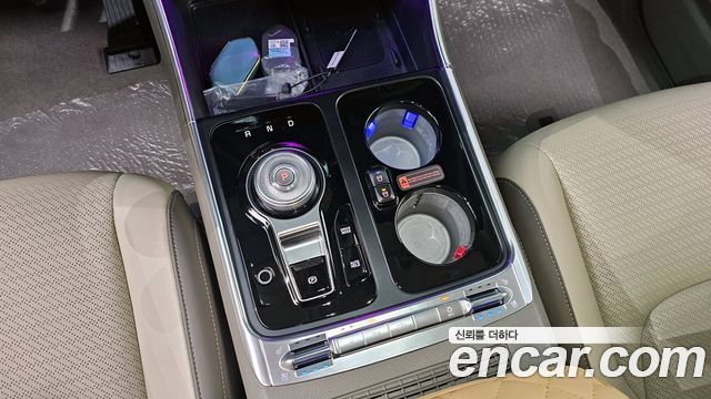 2024 Kia Canival Gasoline 4-Seater Hi Limousine, photograph 5
