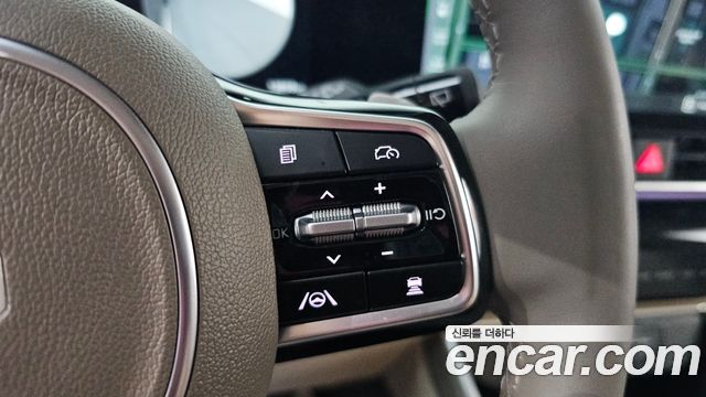 2024 Kia Canival Gasoline 4-Seater Hi Limousine, photograph 12