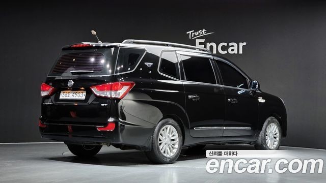 2014 KG_Mobility_Ssangyong KORANDO 4WD GT 9-seater, photograph 8