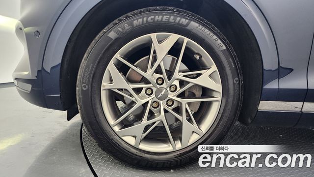 2022 Genesis GV70 2.5T Gasoline AWD, photograph 3
