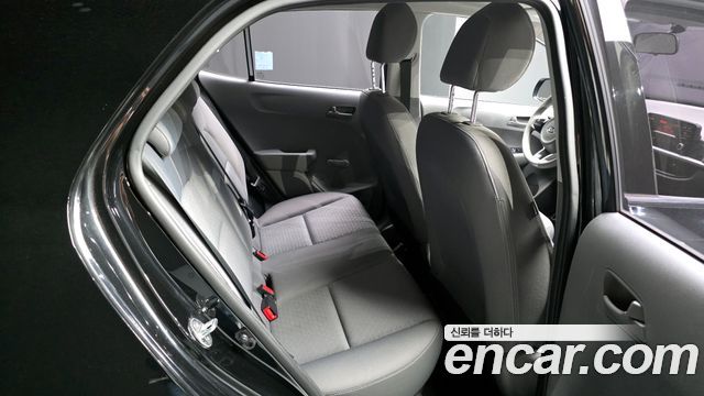 2017 Kia morning Deluxe, photograph 4