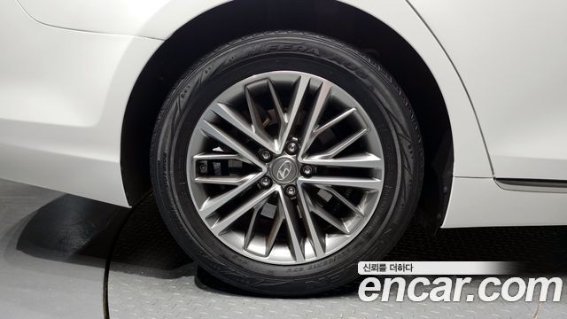 2019 Hyundai Grandeur 2.4 Premium, photograph 10