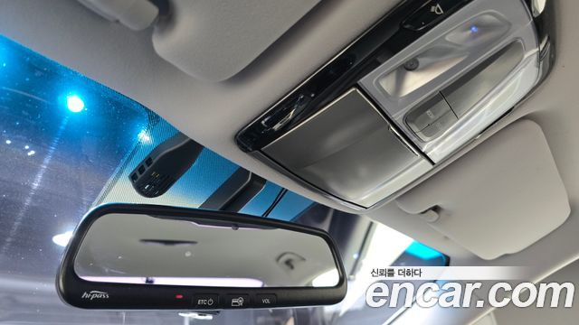 2014 Hyundai Grandeur HG240 Modern, photograph 12