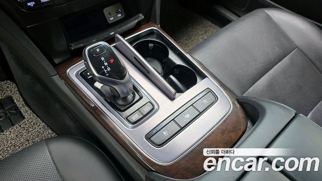 2013 Hyundai Equus VS380, photograph 9