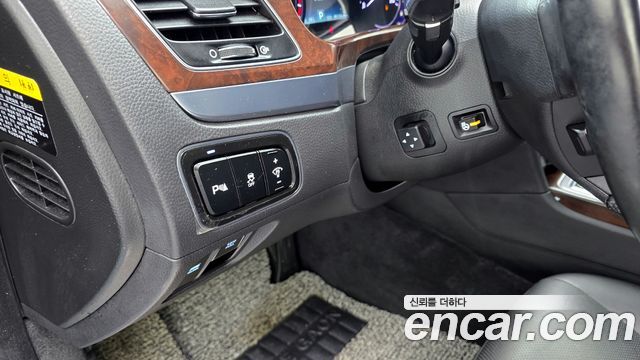 2013 Hyundai Equus VS380, photograph 11