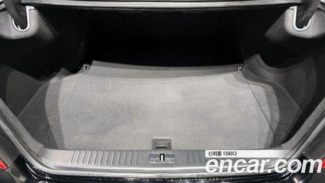 2013 Hyundai Equus VS380, photograph 5