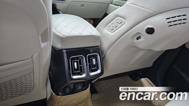 2025 Kia Sorento HEV 1.6 4WD, photograph 4