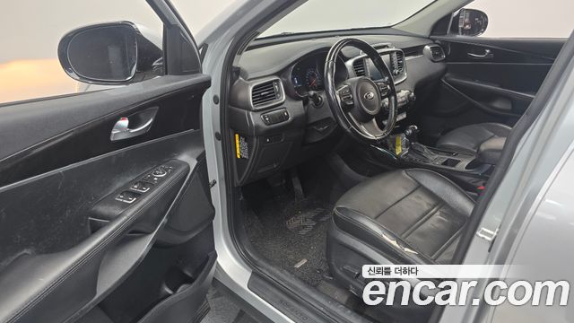 2014 Kia Sorento Diesel 2.0 4WD, photograph 4