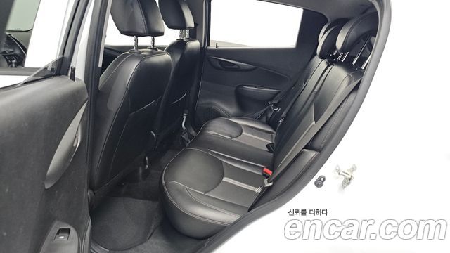 2018 ChevroletGMDaewoo Spark LT, photograph 4