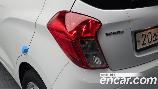 2018 ChevroletGMDaewoo Spark LT, photograph 1
