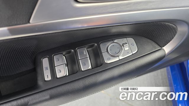 2018 Genesis G70 3.3T Sport, photograph 3