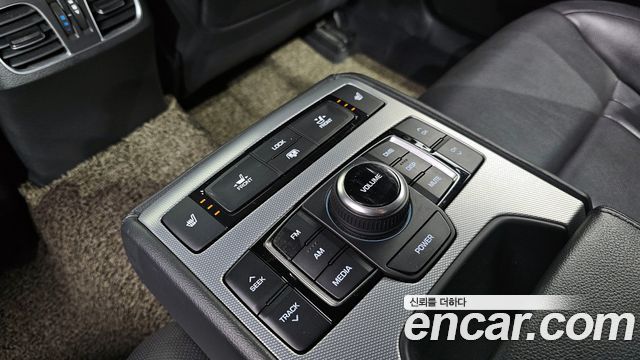 2018 Genesis G80 3.3 GDI AWD, photograph 8