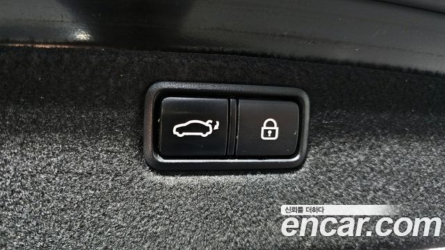 2018 Genesis G80 3.3 GDI AWD, photograph 4