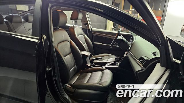 2019 Hyundai AVANTE 1.6, photograph 5
