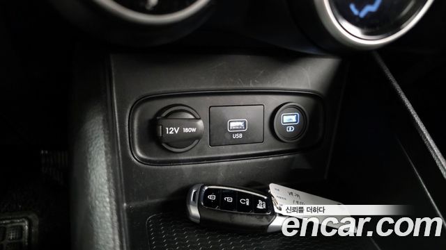 2020 Hyundai Venue 1.6 Modern, photograph 5