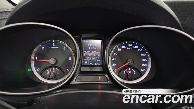 2013 Hyundai Santafe Diesel(e-VGT) 2.0 2WD Premium, photograph 6