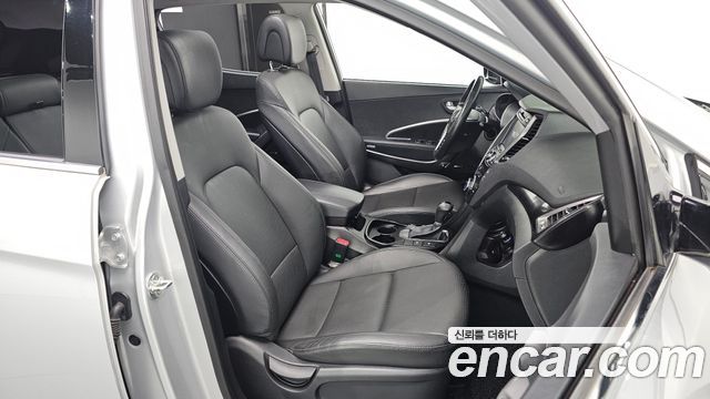 2013 Hyundai Santafe Diesel(e-VGT) 2.0 2WD Premium, photograph 9