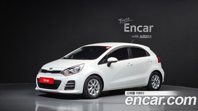 2015 Kia pride Diesel 5DR 1.4, photograph 3