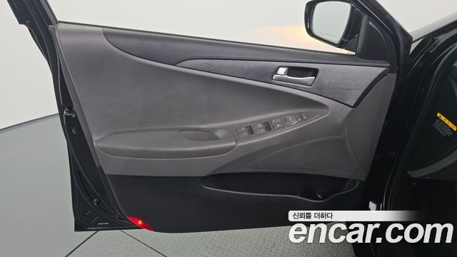 2012 Hyundai Sonata CVVL Style, photograph 11
