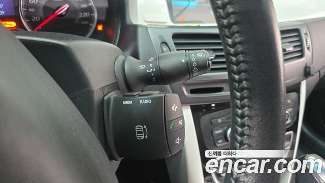 2013 Renault-KoreaSamsung SM5 1.6 TCE, photograph 10