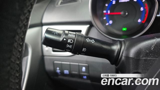 2012 Hyundai i30 Diesel 1.6 VGT Unique, photograph 8