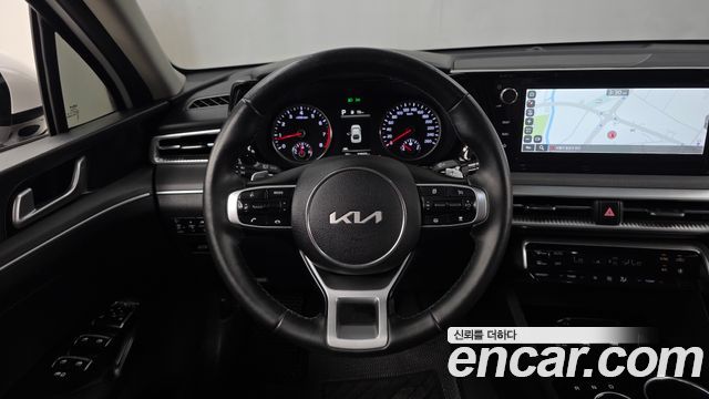 2022 Kia K5 2.0, photograph 12