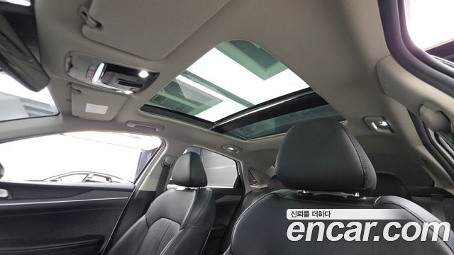 2022 Kia K5 2.0, photograph 11