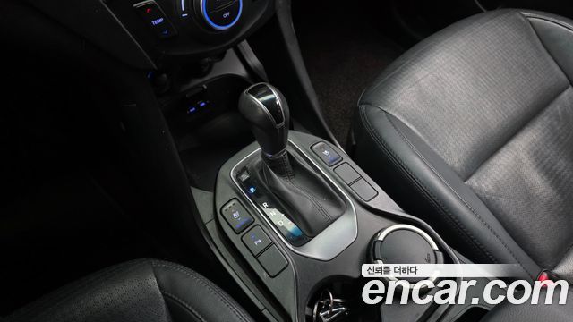 2013 Hyundai Maxcruz Diesel(e-VGT) 2.2 2WD Exclusive, photograph 4
