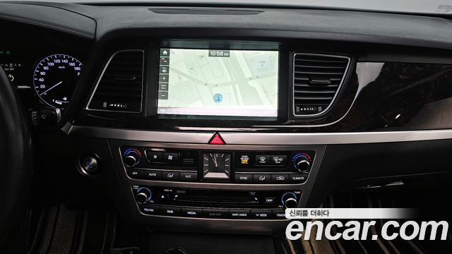 2015 Hyundai Genesis G380 Exclusive AWD, photograph 7