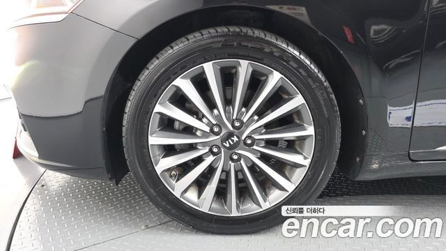 2017 Kia K7 2.4 GDI Limited, photograph 8