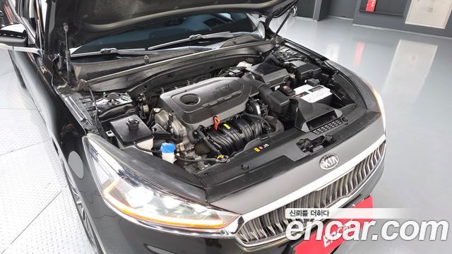2017 Kia K7 2.4 GDI Limited, photograph 12