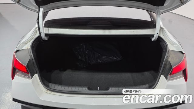 2024 Hyundai AVANTE 1.6, photograph 6
