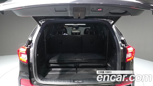 2019 KG_Mobility_Ssangyong Rexton Diesel 2.2 4WD, photograph 2