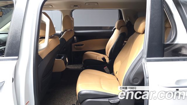 2021 Kia Canival Diesel 9-Seater Prestige, photograph 8