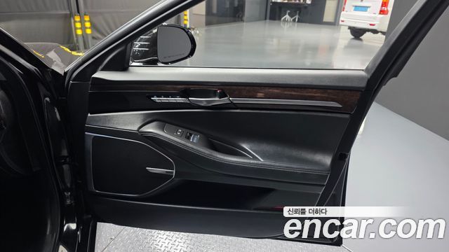 2017 Genesis EQ900 3.8 GDI, photograph 7